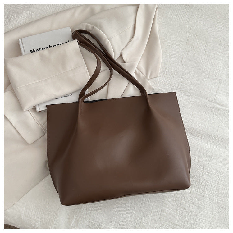 Fashionable All-match Portable Casual Messenger Bag