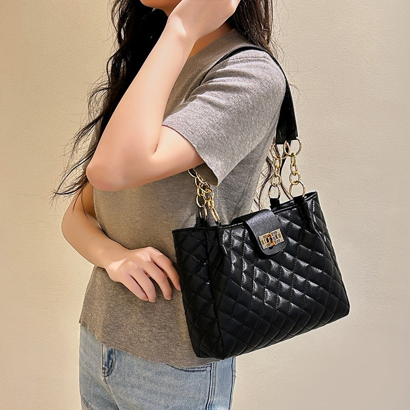 Spring New Classic Style Women's Shoulder Bag