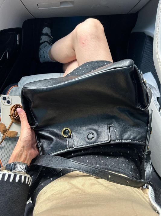 Women's Simple Retro Large Capacity Shoulder Bag