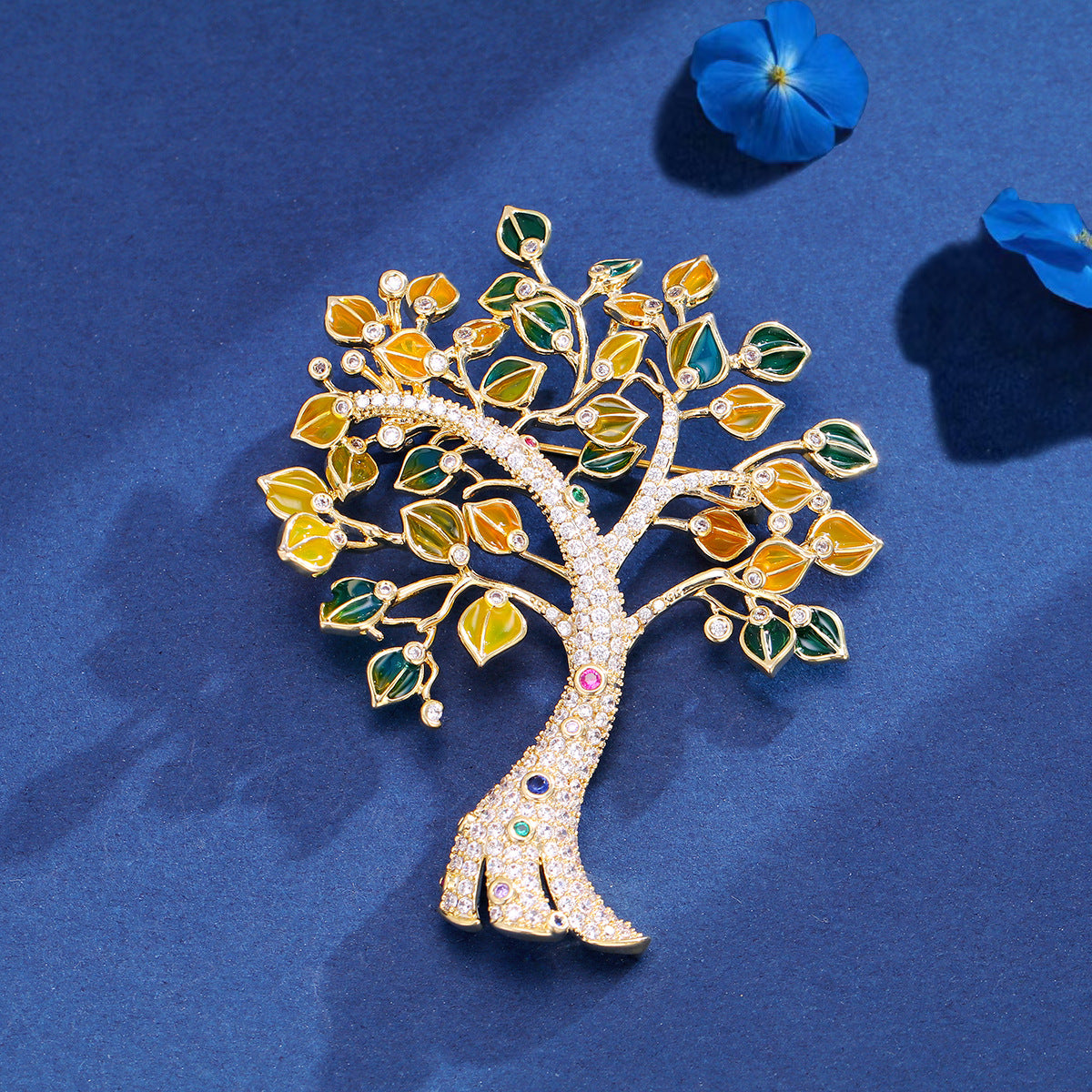 Fashionable And Elegant Zirconium Inlaid Tree Of Life Brooch